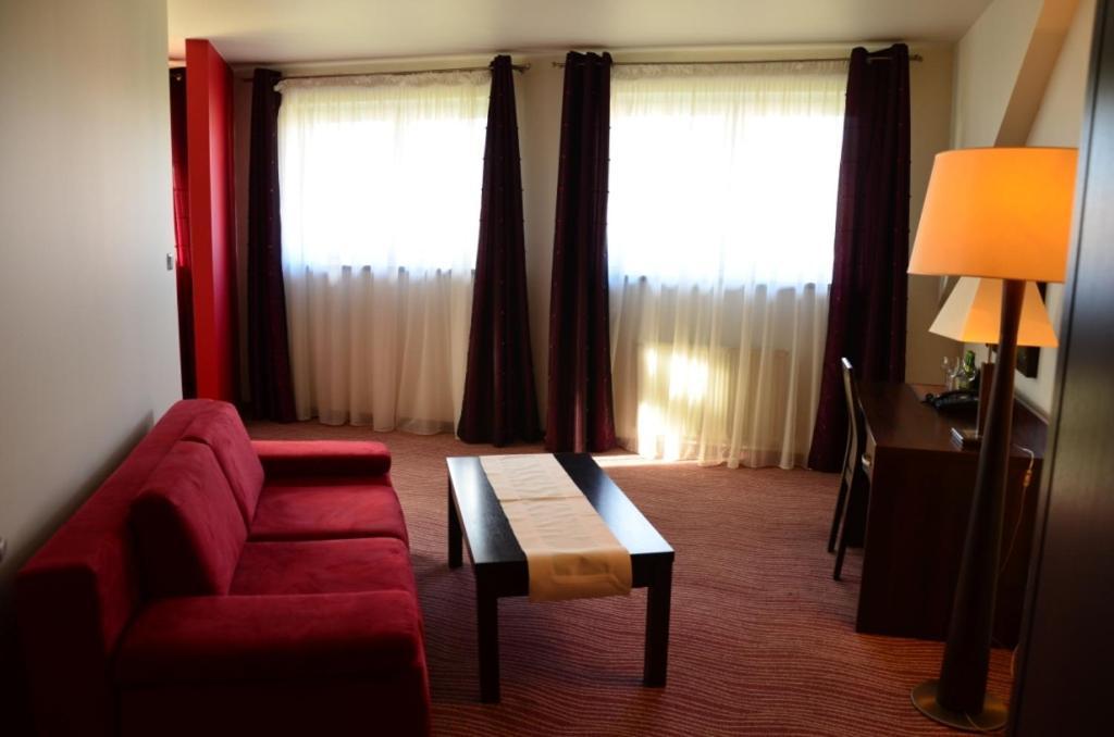 Hotel Azalia & Spa Niepolomice Room photo